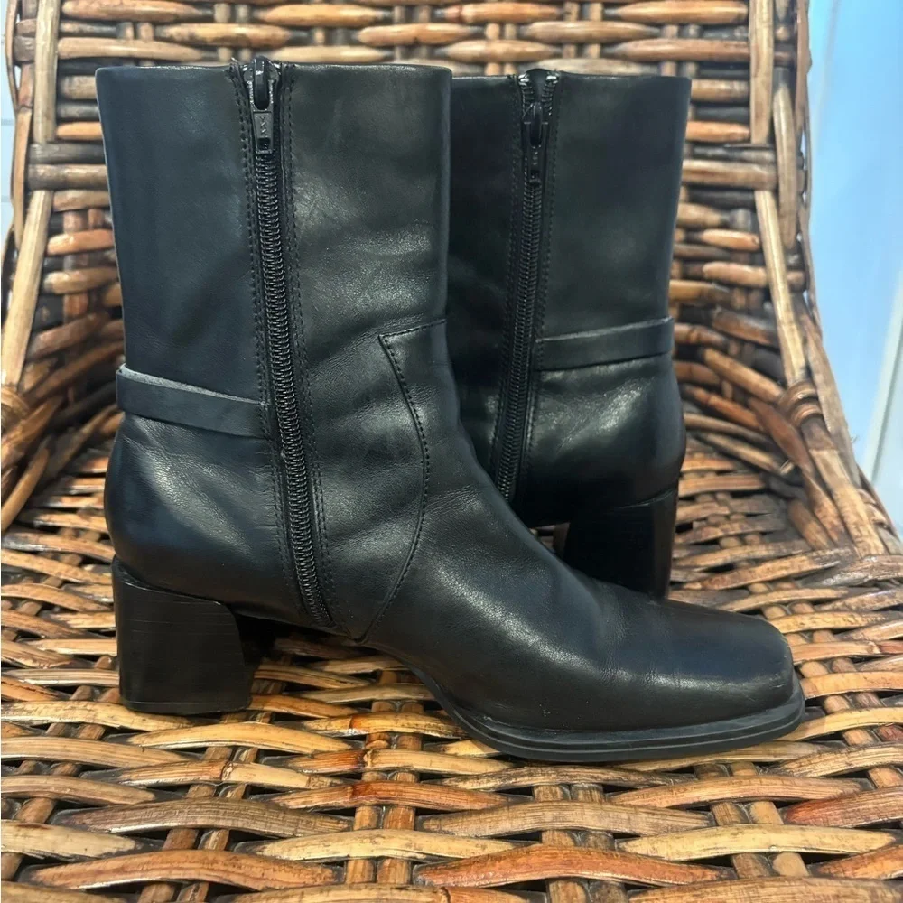 Villager HARRIS Dressy Ankle Boots Black Leather Block Square Toe Size 7